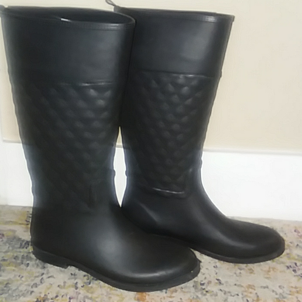 Tall black rain boots